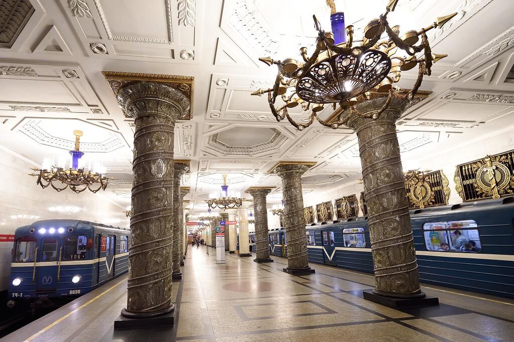 Стоимость одной поездки в петербургском метро